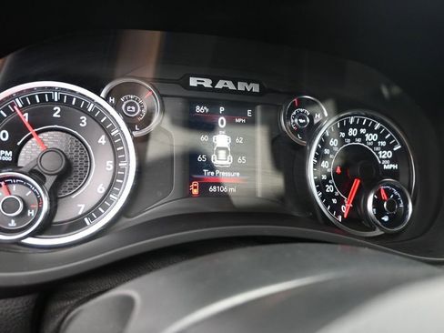 Used 2022 RAM 2500 Big Horn AWD/4WD image 19