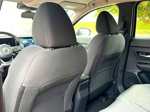 New 2026 Nissan Kicks SV image 14