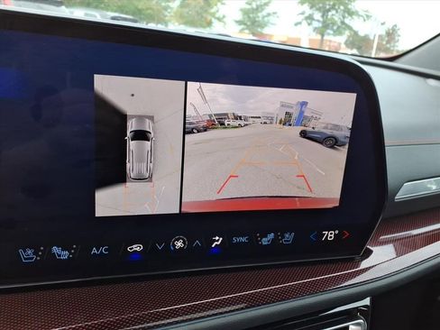 Used 2024 Chevrolet Traverse RS w/ LPO, Floor Liner Package image 24