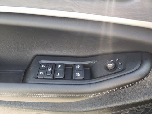 New 2025 Jeep Grand Cherokee Limited w/ Luxury Tech Group II image 20