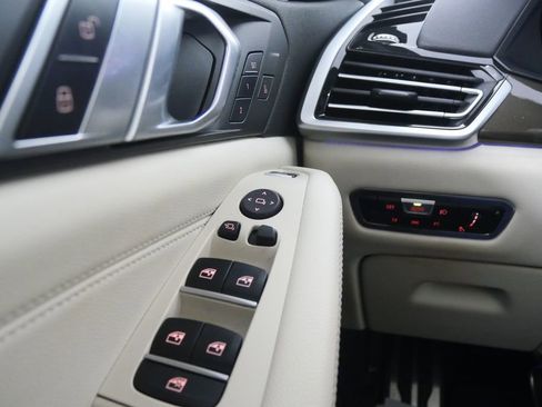 Certified 2022 BMW X5 sDrive40i w/ M Sport Package image 20