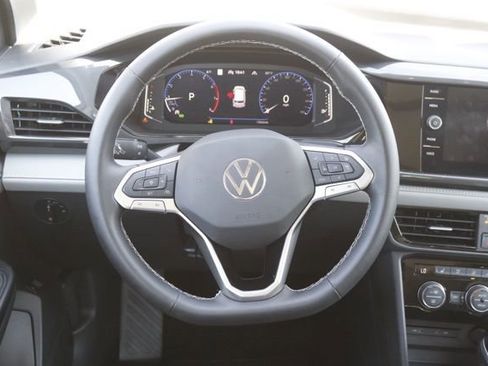Used 2024 Volkswagen Taos SEL image 19