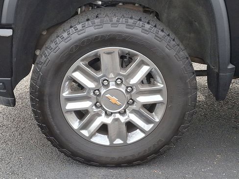 Used 2024 Chevrolet Silverado 2500 High Country image 28