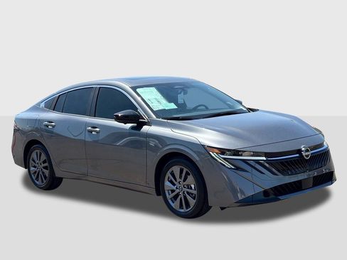 New 2026 Nissan Sentra SL FWD image 6