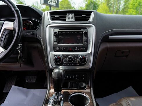 Used 2017 GMC Acadia Limited SLT AWD/4WD image 36