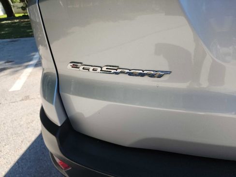 Used 2021 Ford EcoSport S image 8