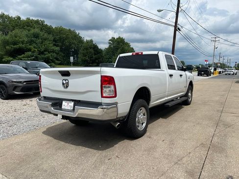 Used 2022 RAM 2500 Tradesman w/ Chrome Appearance Group AWD/4WD image 5