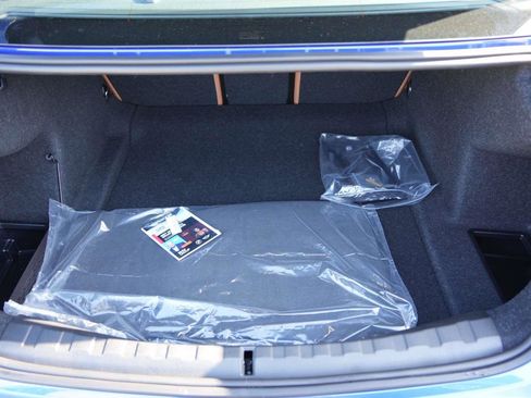 New 2026 BMW 330i Sedan w/ M Sport Package image 6