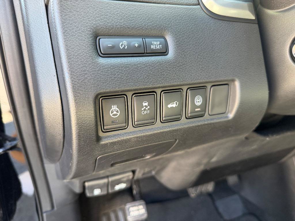 Used 2022 Nissan Murano Platinum w/ Cargo Package FWD image 11