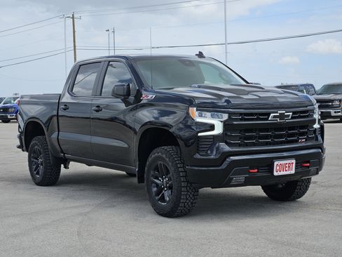 New 2026 Chevrolet Silverado 1500 LT Trail Boss w/ Convenience Package II AWD/4WD image 2