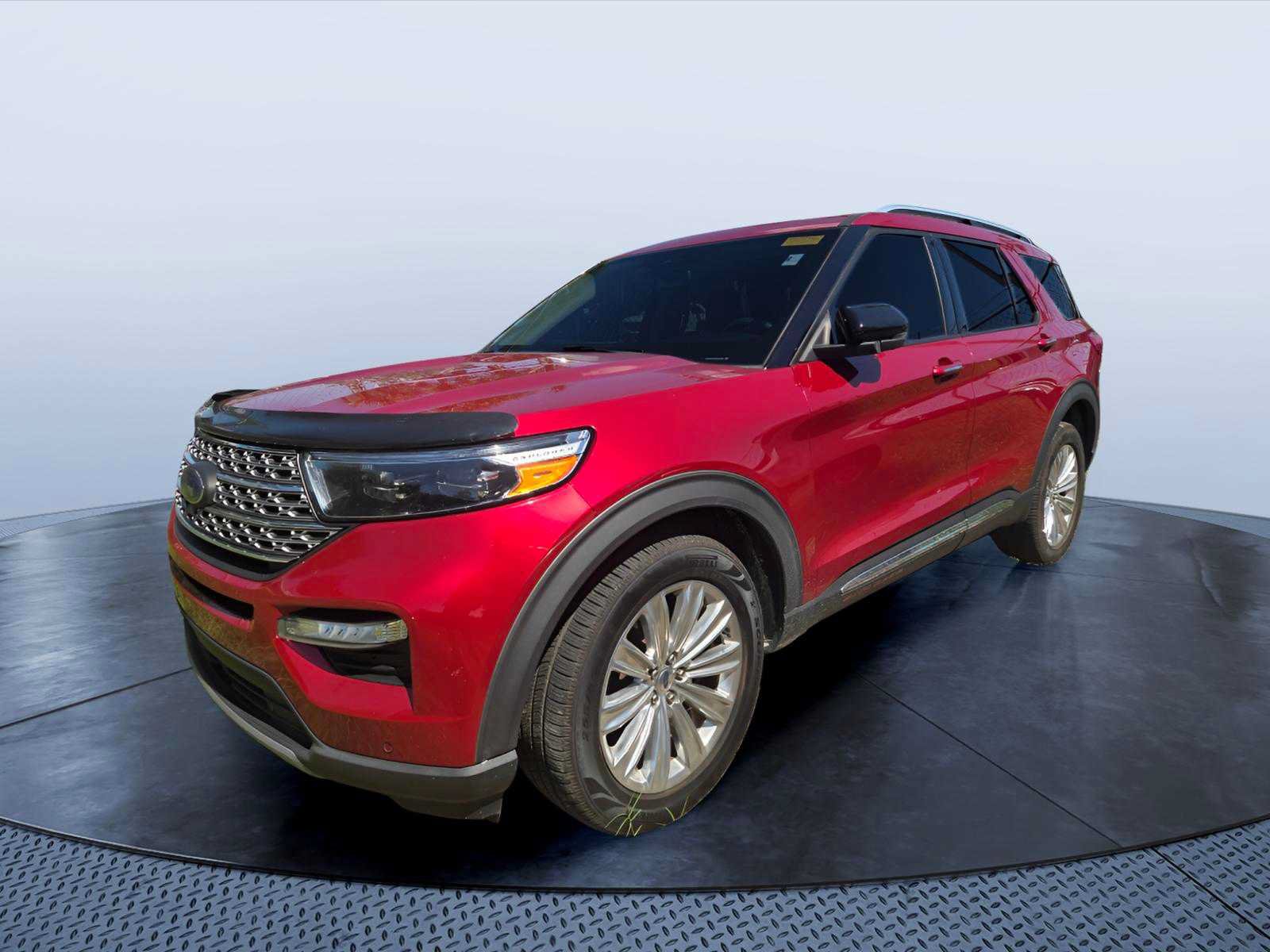 Used 2021 Ford Explorer Limited w/ Equipment Group 301A AWD/4WD image 2