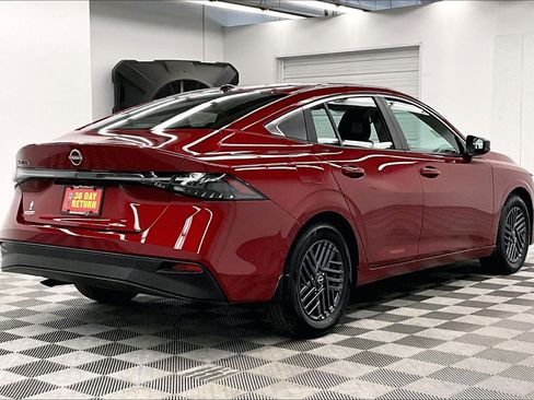 New 2026 Nissan Sentra SV w/ SV Convenience Package FWD image 17