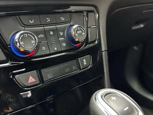 Used 2017 Buick Encore Preferred w/ Experience Buick Package FWD image 16