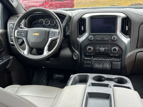 Certified 2022 Chevrolet Silverado 3500 LTZ AWD/4WD image 22