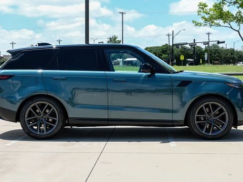 New 2026 Land Rover Range Rover Sport SE AWD/4WD image 9