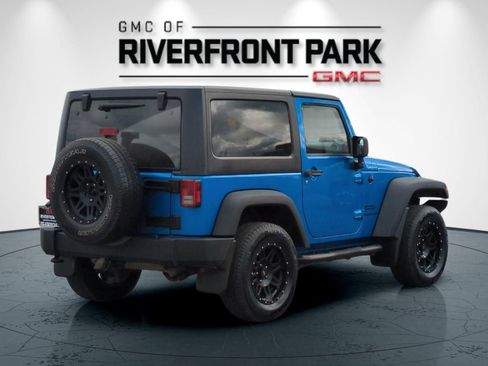 Used 2015 Jeep Wrangler Sport w/ Quick Order Package 23S AWD/4WD image 3
