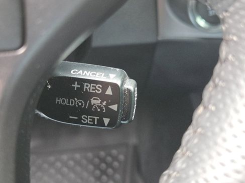 Used 2023 Toyota Tacoma TRD Off-Road image 16