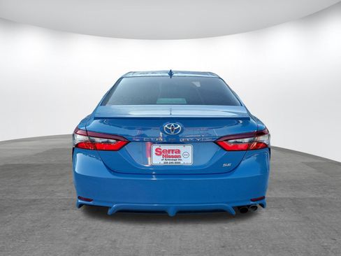 Used 2023 Toyota Camry SE w/ Convenience Package FWD image 6