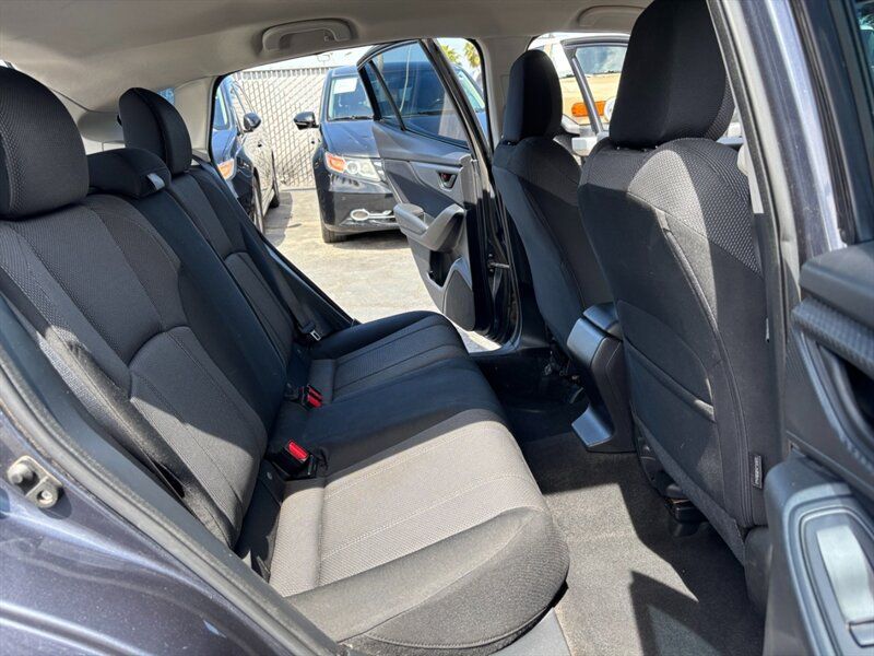 Used 2017 Subaru Impreza 2.0i AWD/4WD image 13