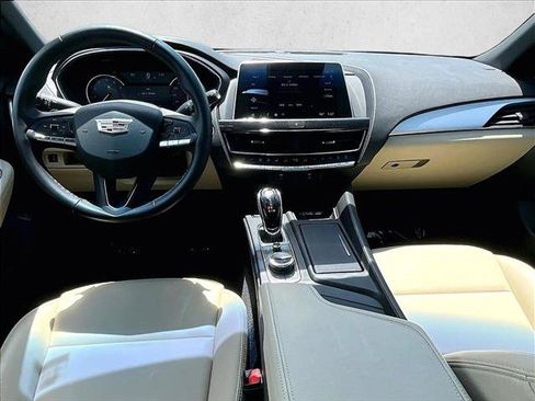 Used 2023 Cadillac CT5 Luxury RWD image 16