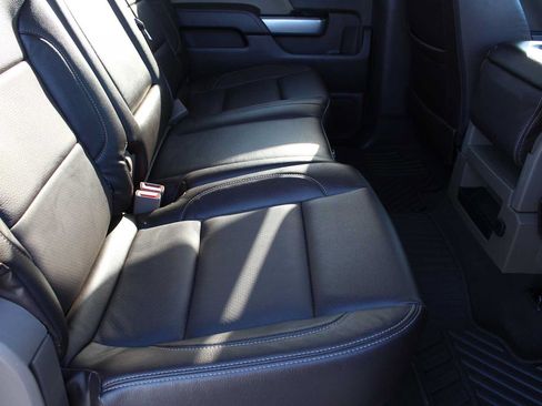 Used 2018 Chevrolet Silverado 1500 LT w/ Texas Edition AWD/4WD image 23