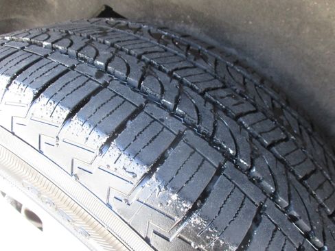 Used 2019 Ford Expedition XLT w/ Equipment Group 202A image 15