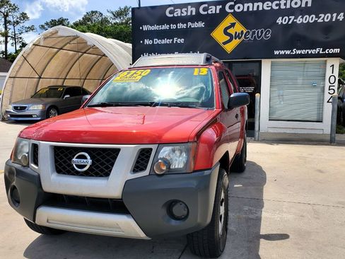 Used 2013 Nissan Xterra X RWD image 2