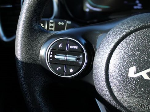 Used 2024 Kia Soul LX w/ Option Group 015 image 11