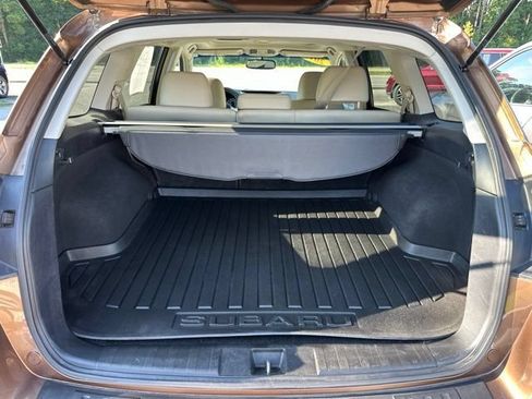 Used 2013 Subaru Outback 2.5i Limited AWD/4WD image 7