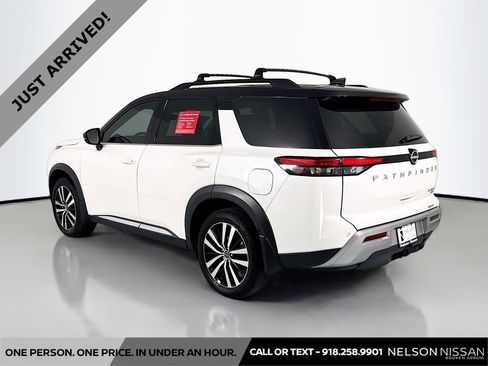 Certified 2023 Nissan Pathfinder Platinum w/ Cargo Package image 7
