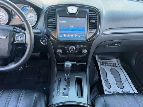 Used 2013 Chrysler 300 S image 23