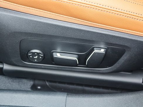 New 2026 BMW 330i Sedan w/ M Sport Package image 21