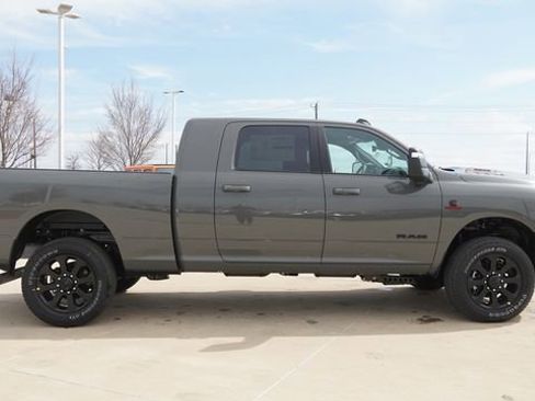 New 2026 RAM 2500 Laramie w/ Night Edition AWD/4WD image 10