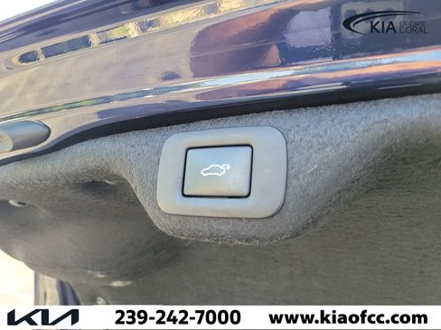 Used 2025 Lexus ES 350 w/ Premium Package FWD image 11