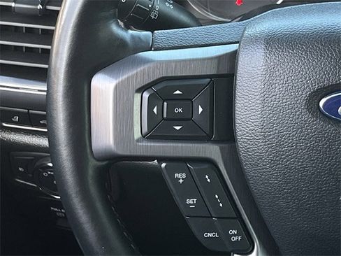 Used 2019 Ford Expedition Platinum image 14