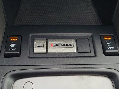 Used 2018 Subaru Forester 2.5i Premium w/ All-Weather Package image 30