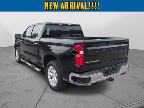 Used 2019 Chevrolet Silverado 1500 LTZ w/ LTZ Plus Package AWD/4WD image 6