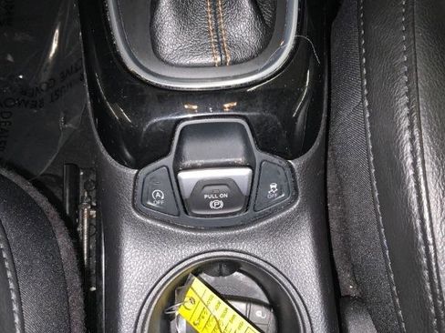 Used 2021 Jeep Compass Limited AWD/4WD image 15