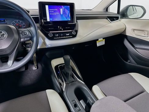 Certified 2025 Toyota Corolla LE image 24