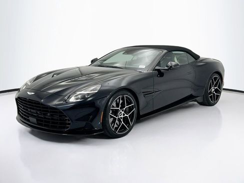 New 2026 Aston Martin Vanquish Convertible image 9