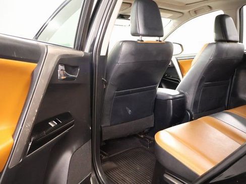 Used 2017 Toyota RAV4 Limited image 28