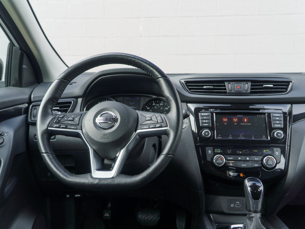 Used 2020 Nissan Rogue Sport SV w/ All-Weather Package AWD/4WD image 22