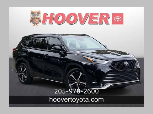 Used 2021 Toyota Highlander XSE image 1