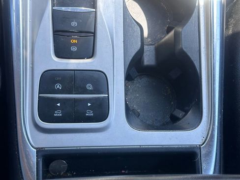 Used 2022 Ford Explorer Limited w/ Equipment Group 301A RWD image 36
