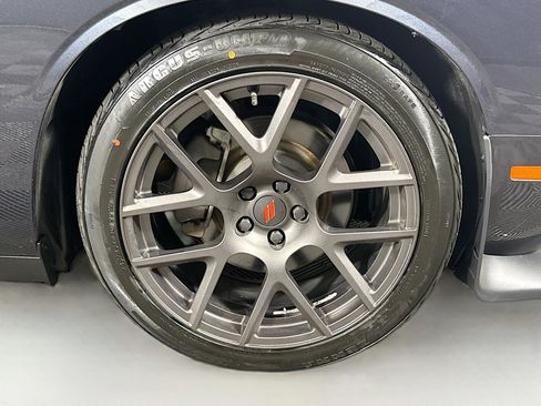 Used 2019 Dodge Challenger R/T w/ Blacktop Package image 30