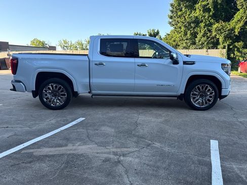 New 2026 GMC Sierra 1500 Denali Ultimate AWD/4WD image 2