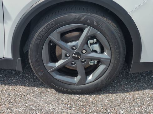 New 2026 Kia K4 FWD image 11