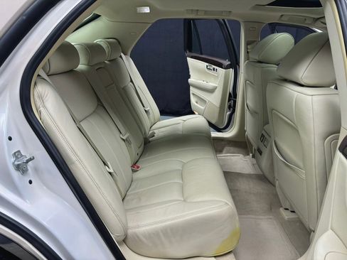 Used 2008 Cadillac DTS Performance FWD image 33