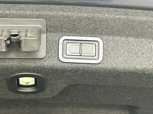 Used 2019 Audi A6 3.0T Prestige w/ Prestige Package AWD/4WD image 37