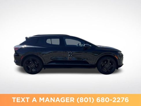 Used 2024 Chevrolet Equinox EV RS FWD image 6